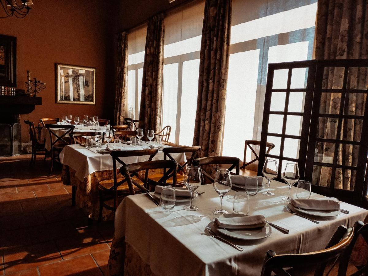 Posada Real Restaurante El Linar Del Zaire ブルゴオンド エクステリア 写真