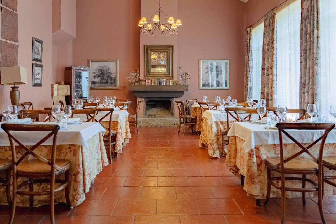 Posada Real Restaurante El Linar Del Zaire ブルゴオンド エクステリア 写真